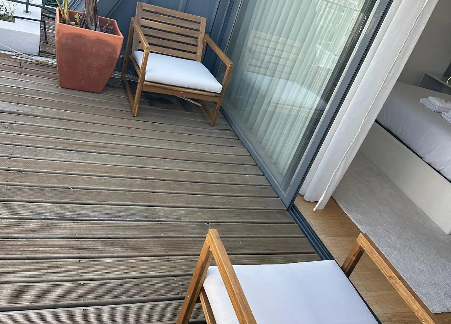 Luxury Suite With Balcony And Shared Accommodation In The Parque Eduardo VII Area Lissabon 0*,  Portugal